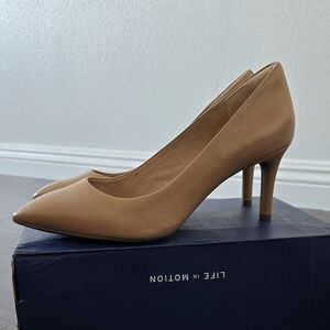 Rockport Nude Heels